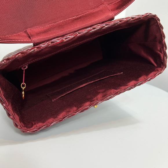 Chanel VINTAGE Burgundy Wicker Picnic Basket Shoulder Bag - Picture 7 of 12